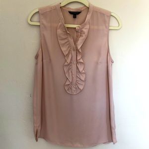 Sleeveless blouse